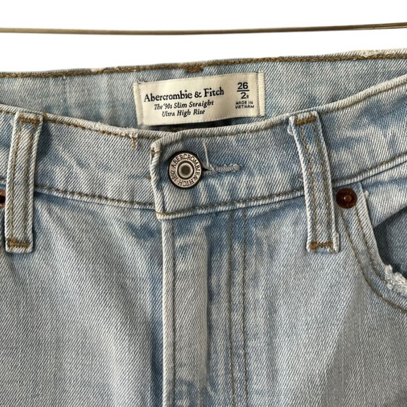 ABERCROMBIE & FITCH The 90’s Slim Ultra High Rise Curve Straight Denim Jeans - Picture 4 of 7